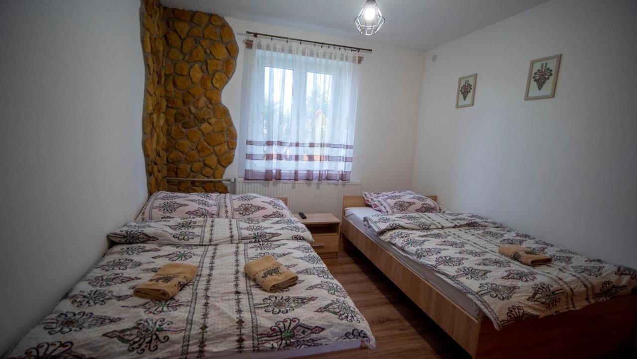 Ferienwohnung U Jedrusia Zubrzyca Gorna Exterior foto